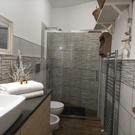 Vakantiehuis Casa Indipendente La Porta Azzurra Finale Ligure